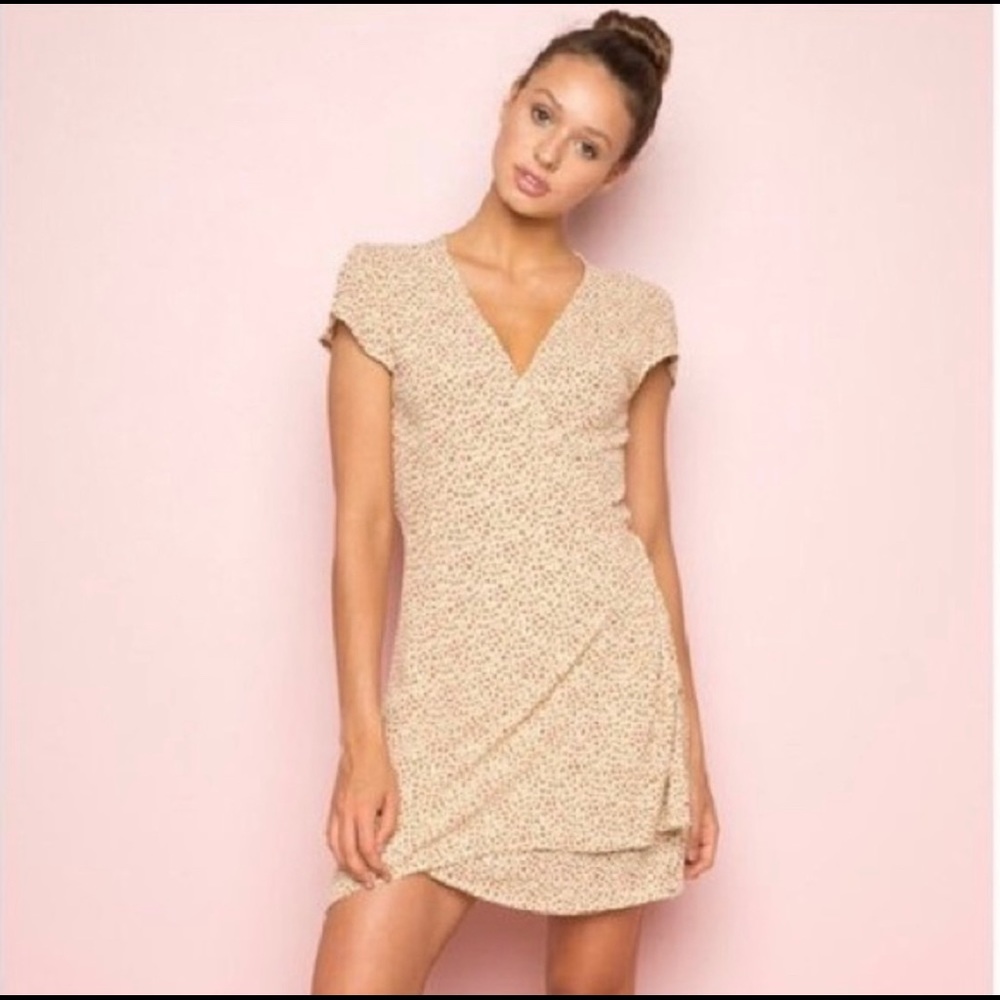 Brandy Melville Robbie dress